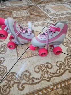 Firestar Roller Skates Size 13 girls pink roller skates. New never used.