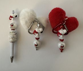  “Snoopy’s In Love!” Teacher Appreciation Gift Pen And Keychain Sets