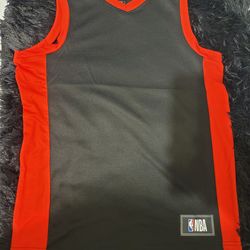 NBA Basketball Jersey Black Red Size M Sleeveless Officially Licensed