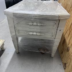Shabby Cream End Table
