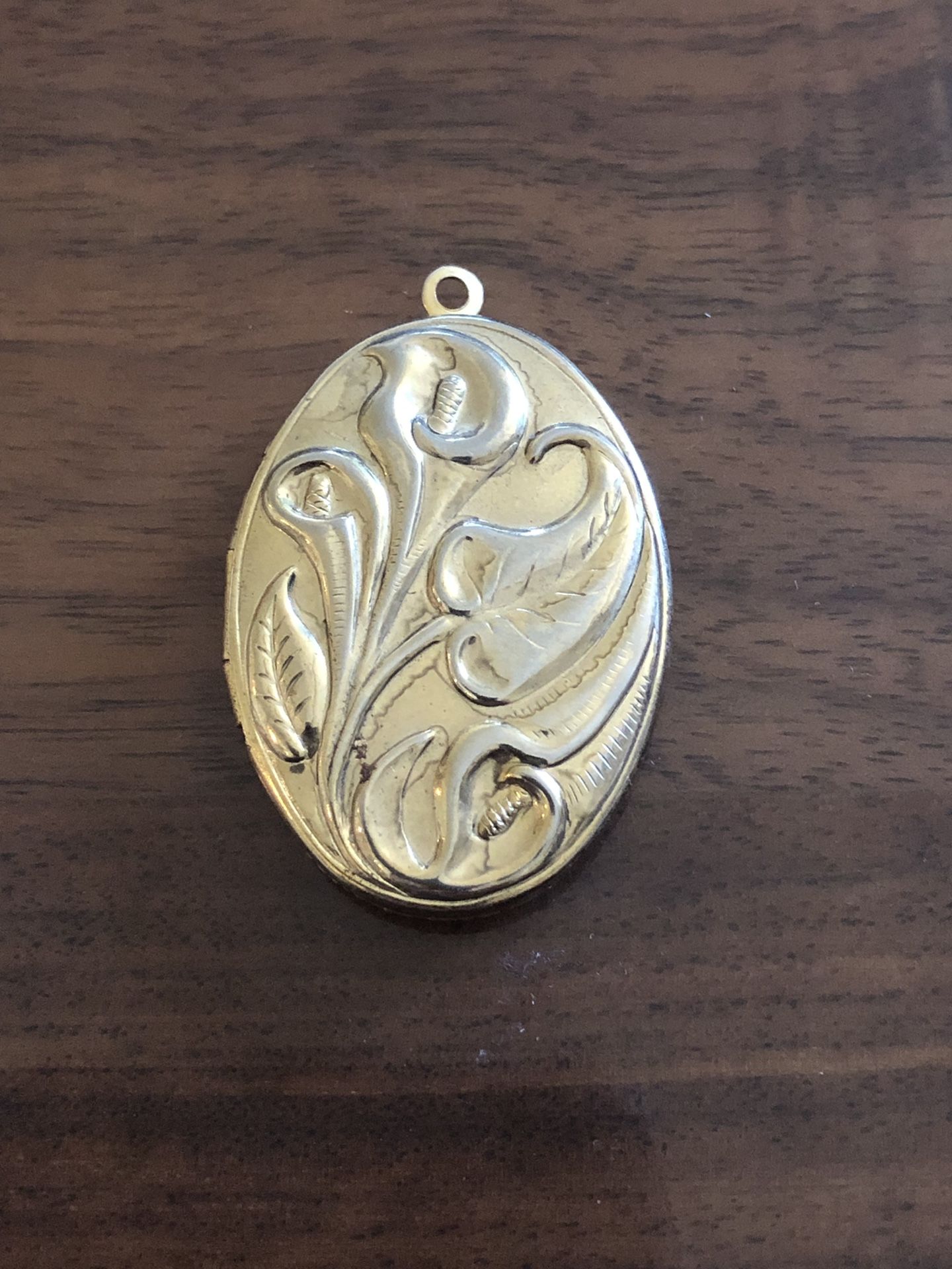 Lovely Mother’s Day gift locket