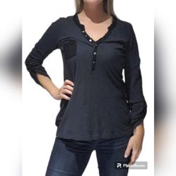 Anthropologie navy &amp; black fitted 3/4 sleeve Henley size medium 