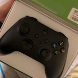 Xbox Series x/s controller (brand new)