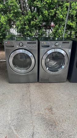 Washer and dryer set
