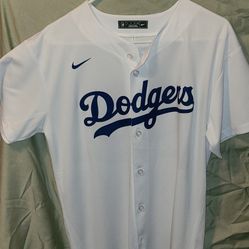 LA DODGERS MOOKIE BETTS Official Jersey Youth XL 18/20 for Sale in West  Covina, CA - OfferUp