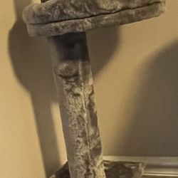 Adjustable Cat Tree