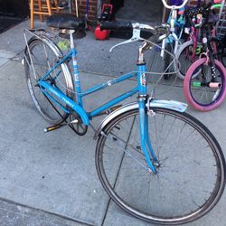 Columbia    Mint Condition  