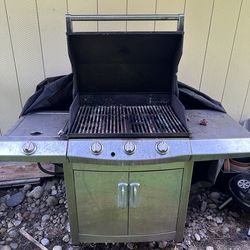Free  BBQ unit with cover