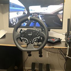 Moza R5 Sim Steering Wheel