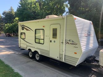 fully self-contained 2008 Jayco Jay flight 19ft fully self-contained