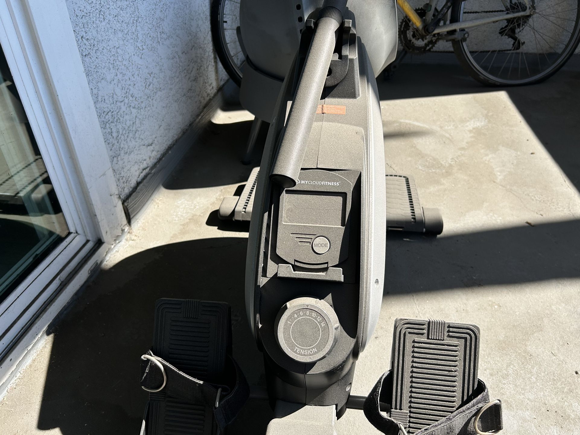 FitnessReality Rowing Machine