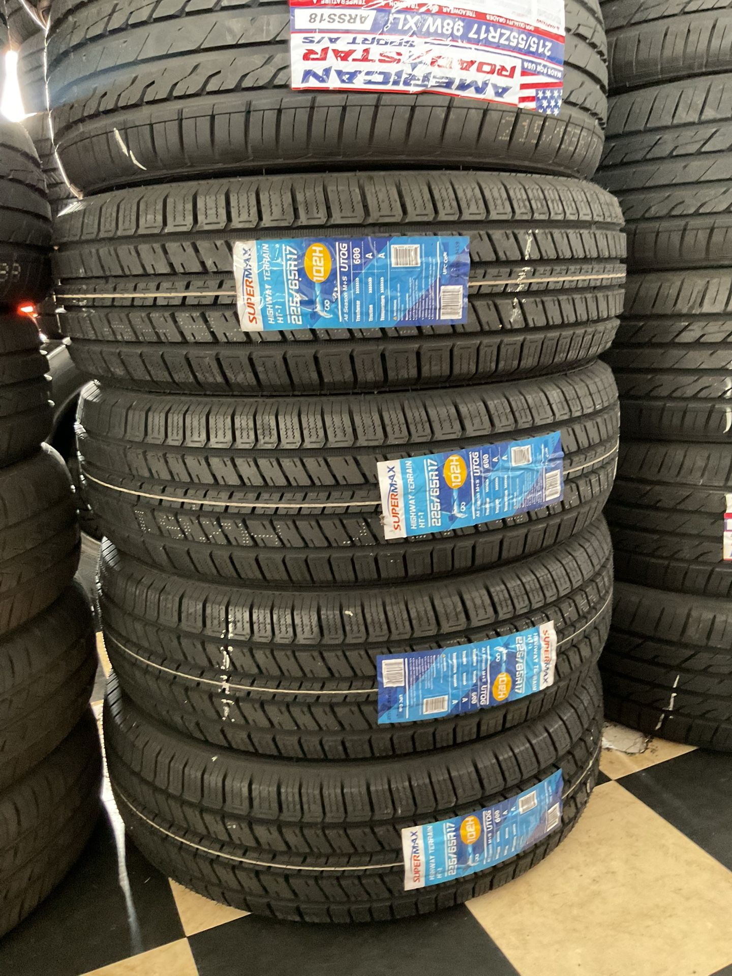 225/65/17 Vendo Set De Llantas Nuevas Marca Supermax All Season