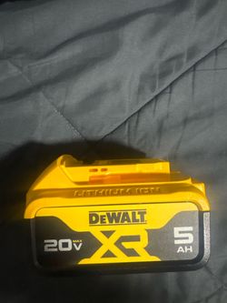 Dewalt 5AH 20 volt brand new battery