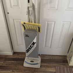Oreck Vacuum Upright $50 OBO