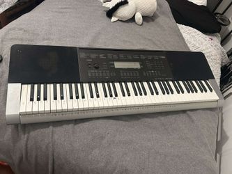 Casio WK 220 Black Piano Keyboard! NEED GONE ASAP!!