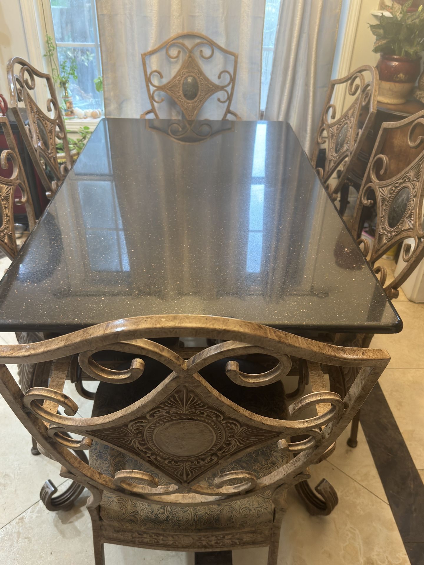 GLASS dining table set