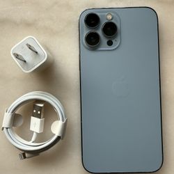 iPhone 13 Pro Max  , 256GB  ,Factory Unlocked,  Excellent Condition Like New 