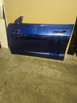 2024-2026 Tesla Model 3 left driver front door shell