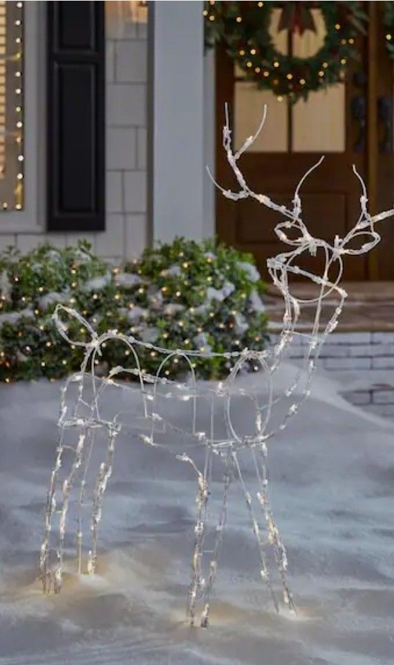 Home Accents Holiday
4 ft. LED Wire Reindeer Holiday Yard Decoration Y33