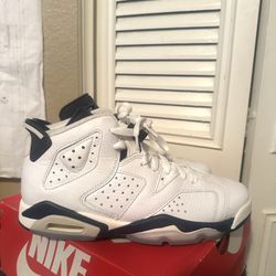 Midnight Navy Jordan 6s