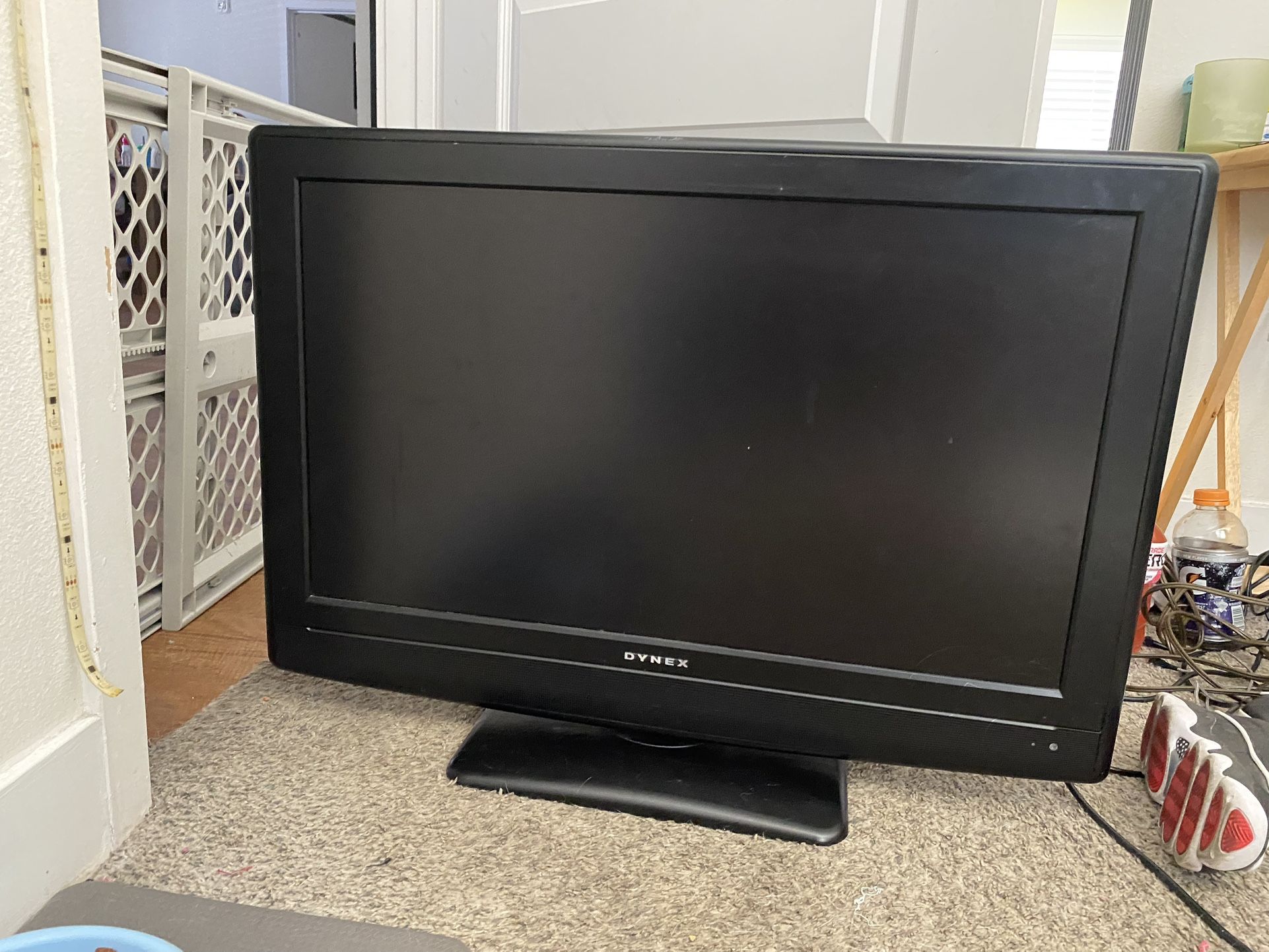 selling tv for 25
