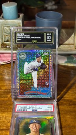 2024 Topps Chrome Yoshinobu Yamamoto 35th Anniversary Silver Mojo Rookie Gem Mint 10