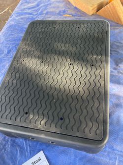 Adjustable step stool