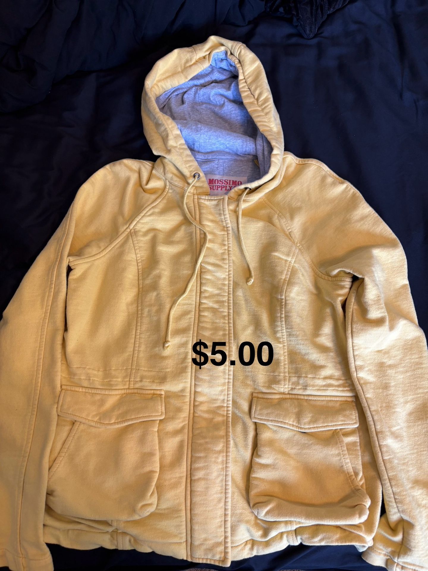 Yellow Hoodie. Size large