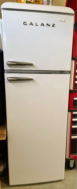 Galanz- Retro fridge
