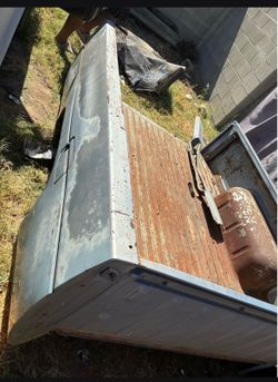 Nissan hardbody D21 bed/