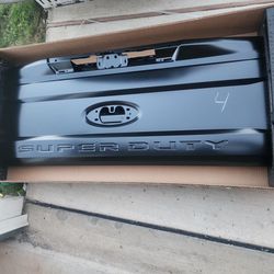  BRAND NEW OEM TAILGATE 