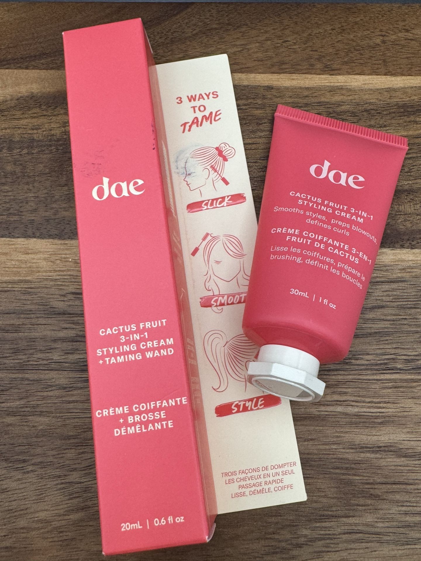 Dae Hair Styling Wand & 1oz 3in1 Styling Cream