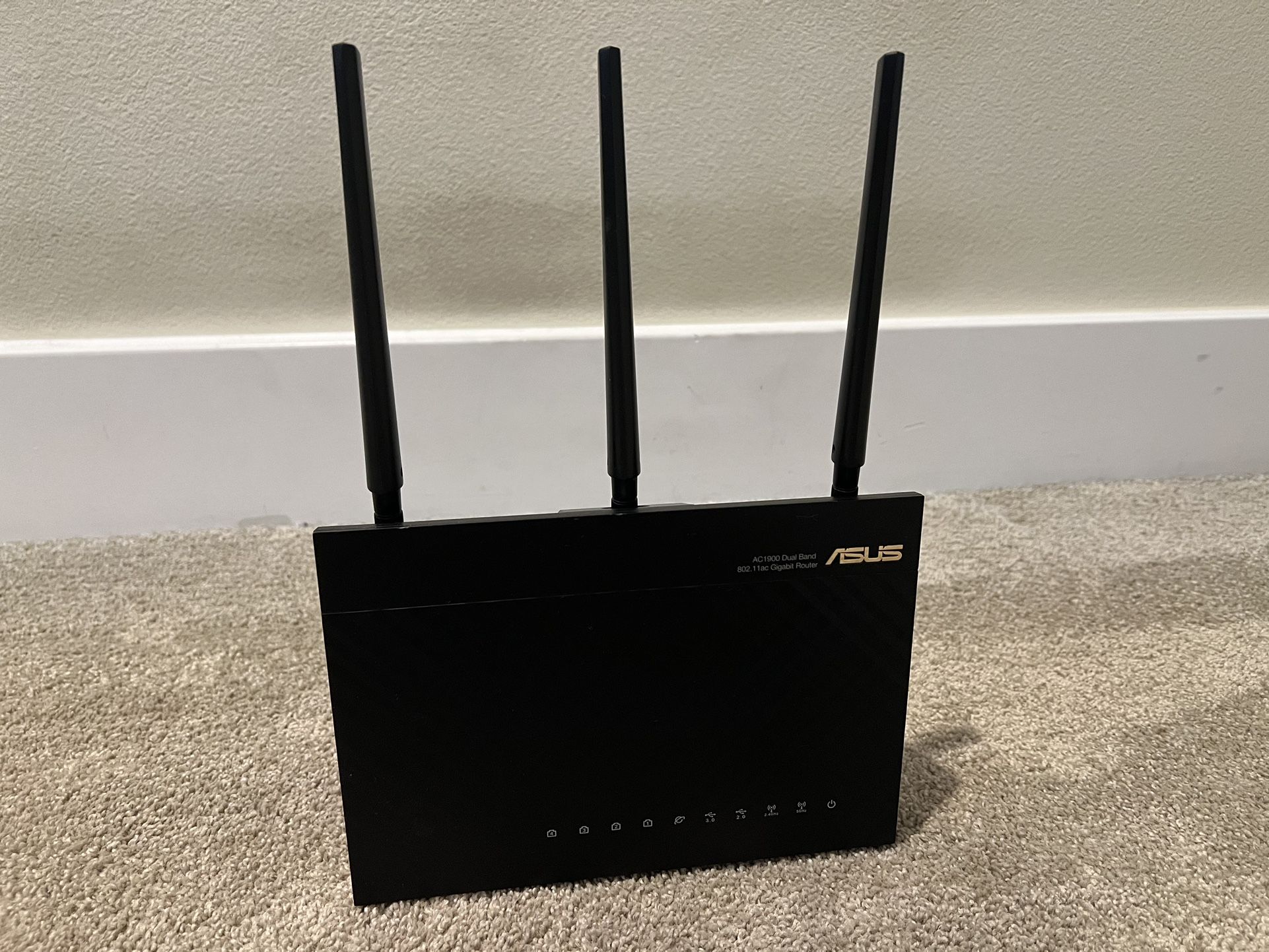 Asus RT-AC68U Router