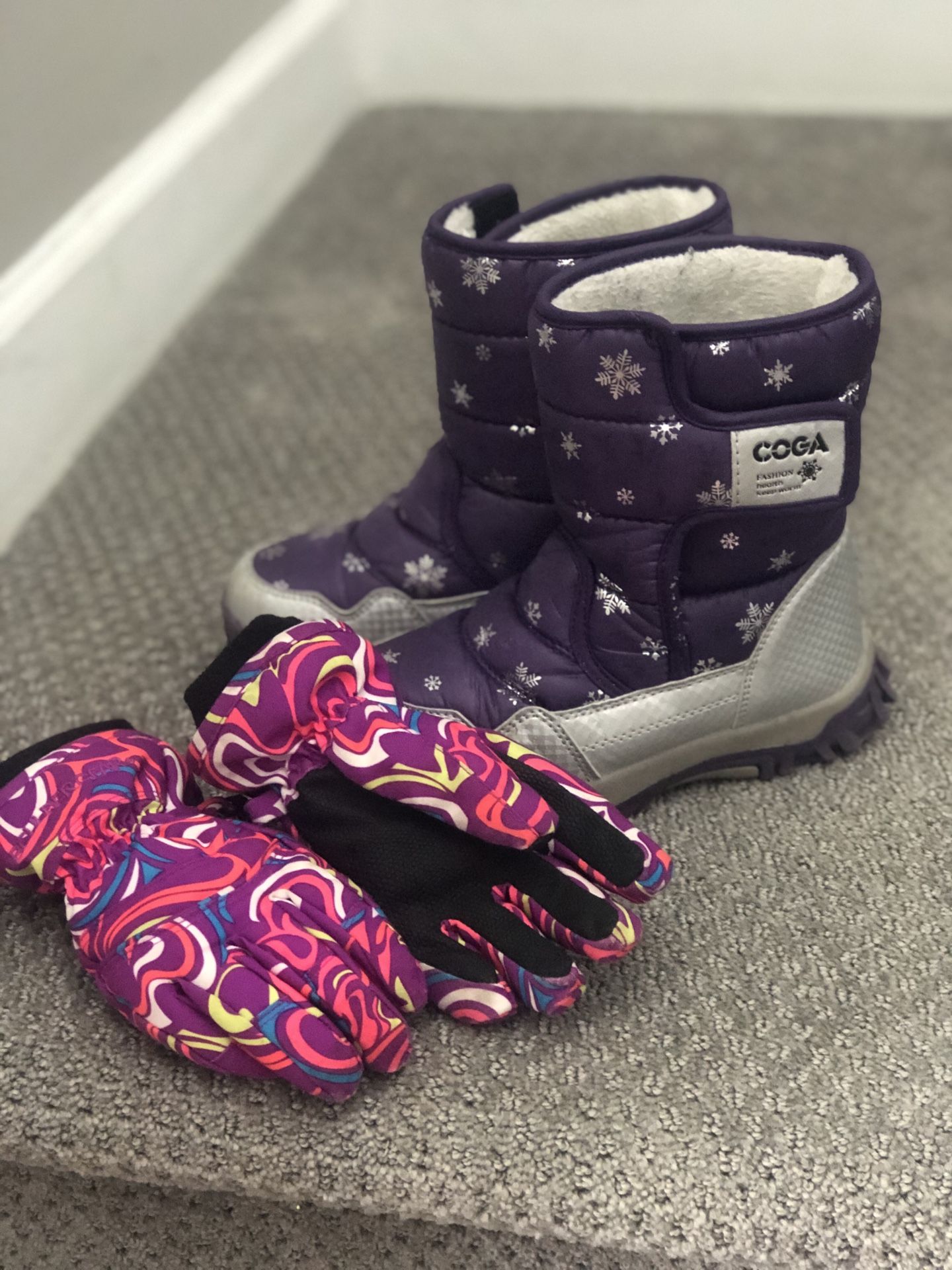 Snow Boots With Gloves For Girl
