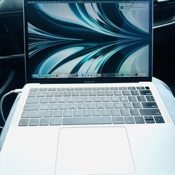 MacBook Air (2019) Fully Loaded Programs