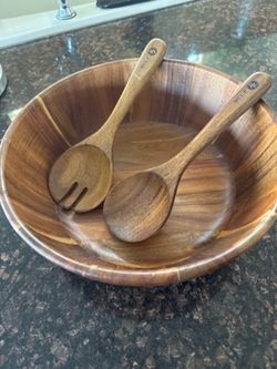 Bill F. Acacia wood salad bowl on