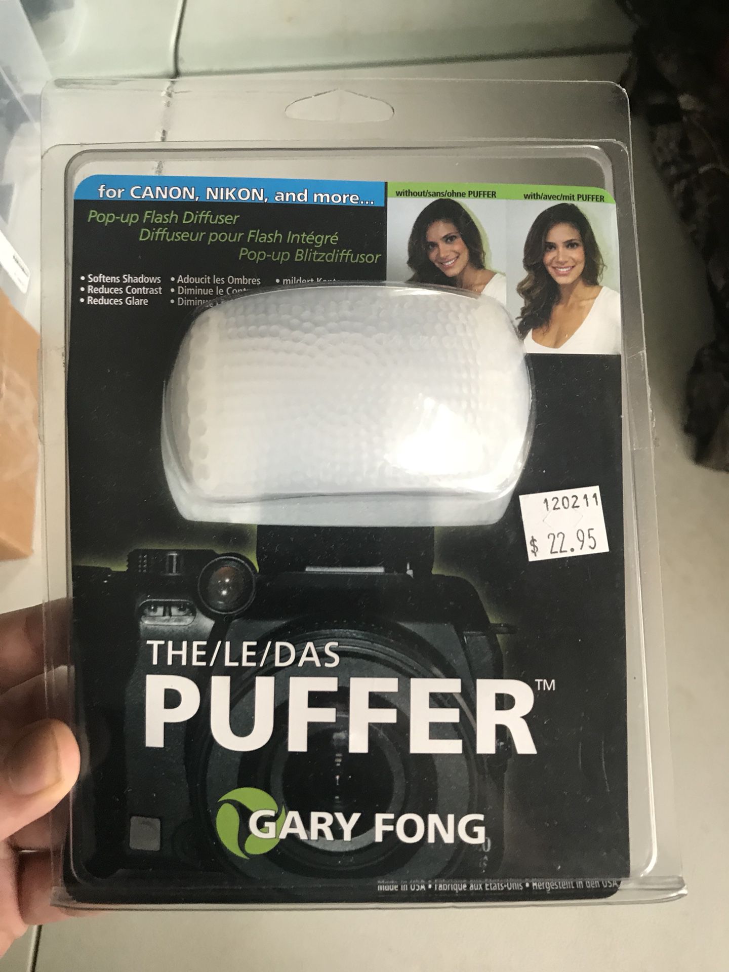 Gary Fong Puffer Pop-Up Flash Diffuser for Canon, Nikon Cameras