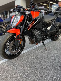 Ktm Duke 890