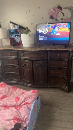 Used dresser