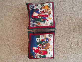 2 Holiday Decorative pillows .