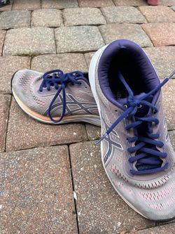 ASICS women running shoes