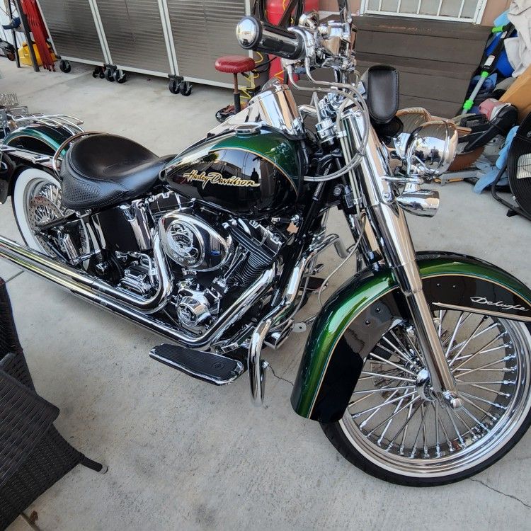 2006 Harley Davidson Softail Deluxe FLSTNI