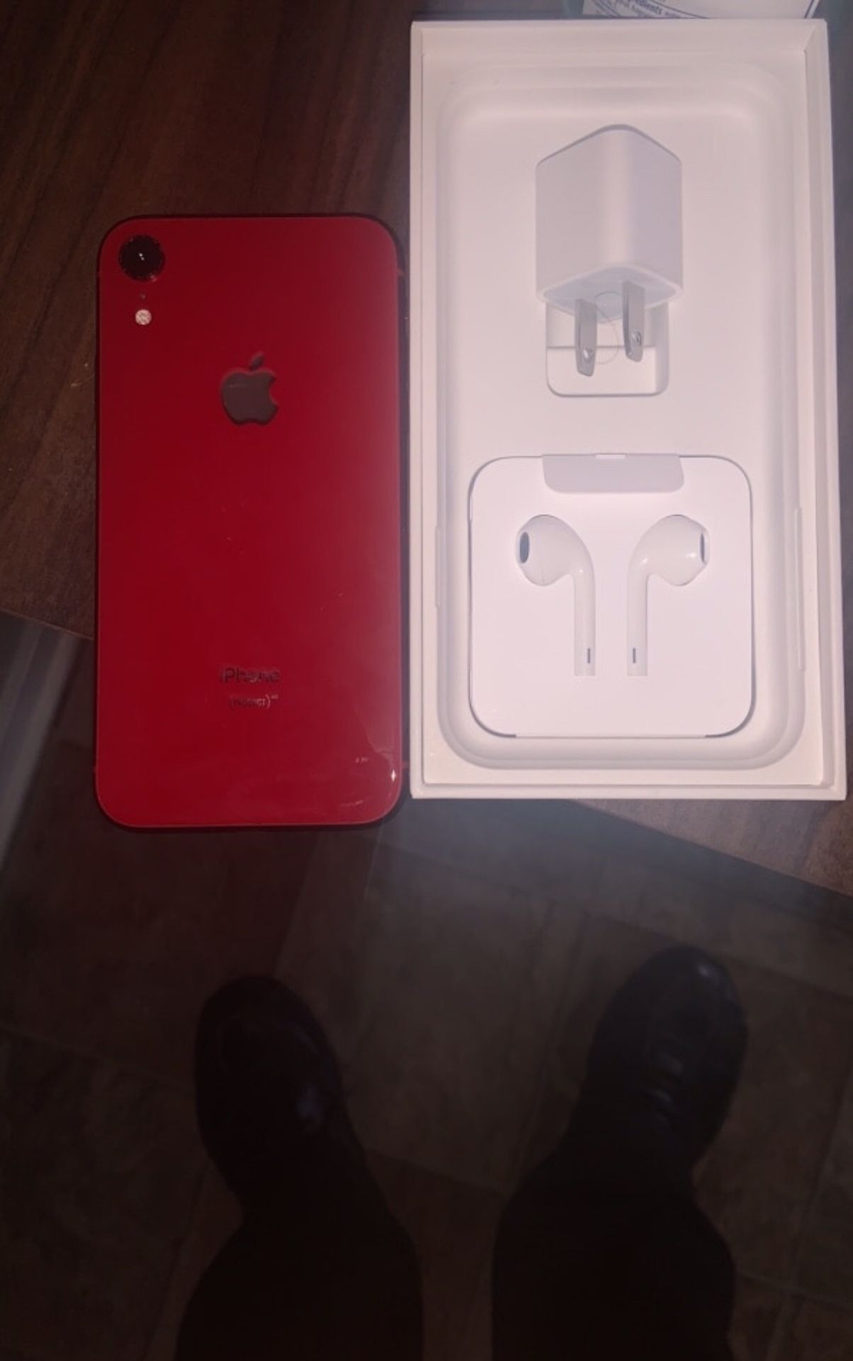 iPhone XR red