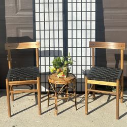 2 Dining Chairs Like New! 