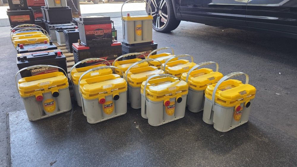 OPTIMA Batteries OPT8014-045 8014-045 D34/78 YellowTop Dual Purpose car truck Battery. Bateria Para Carro Camioneta

PRICE IS FIRM. Optima yellow top 