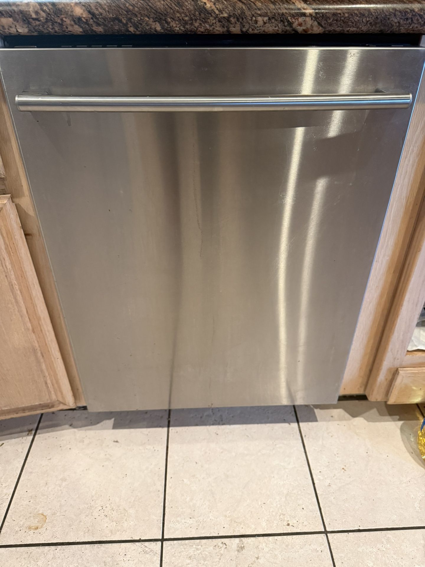 LG Dishwasher Good Condition But Does Not Work