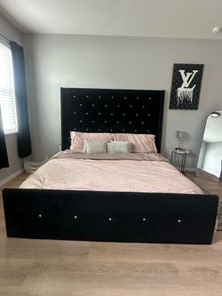 King size bed