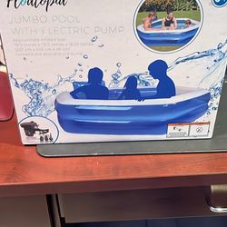 Floatopia Jumbo Pool With Electric Pump 
