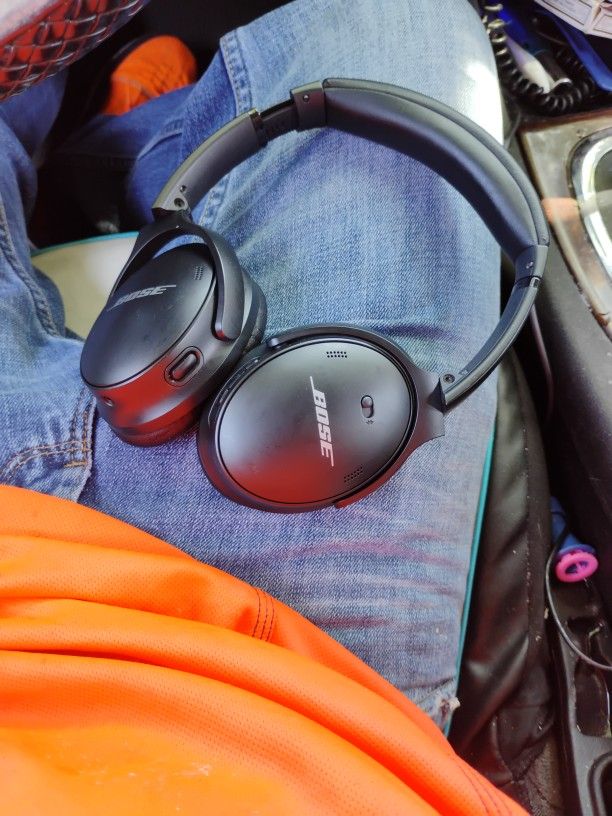 Bosse Headphones