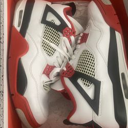 Air Jordan 4 Retro Fire Red 10.5